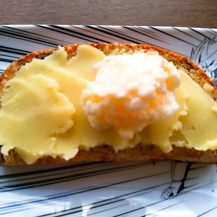 薩摩芋クリームとアイスのトースト